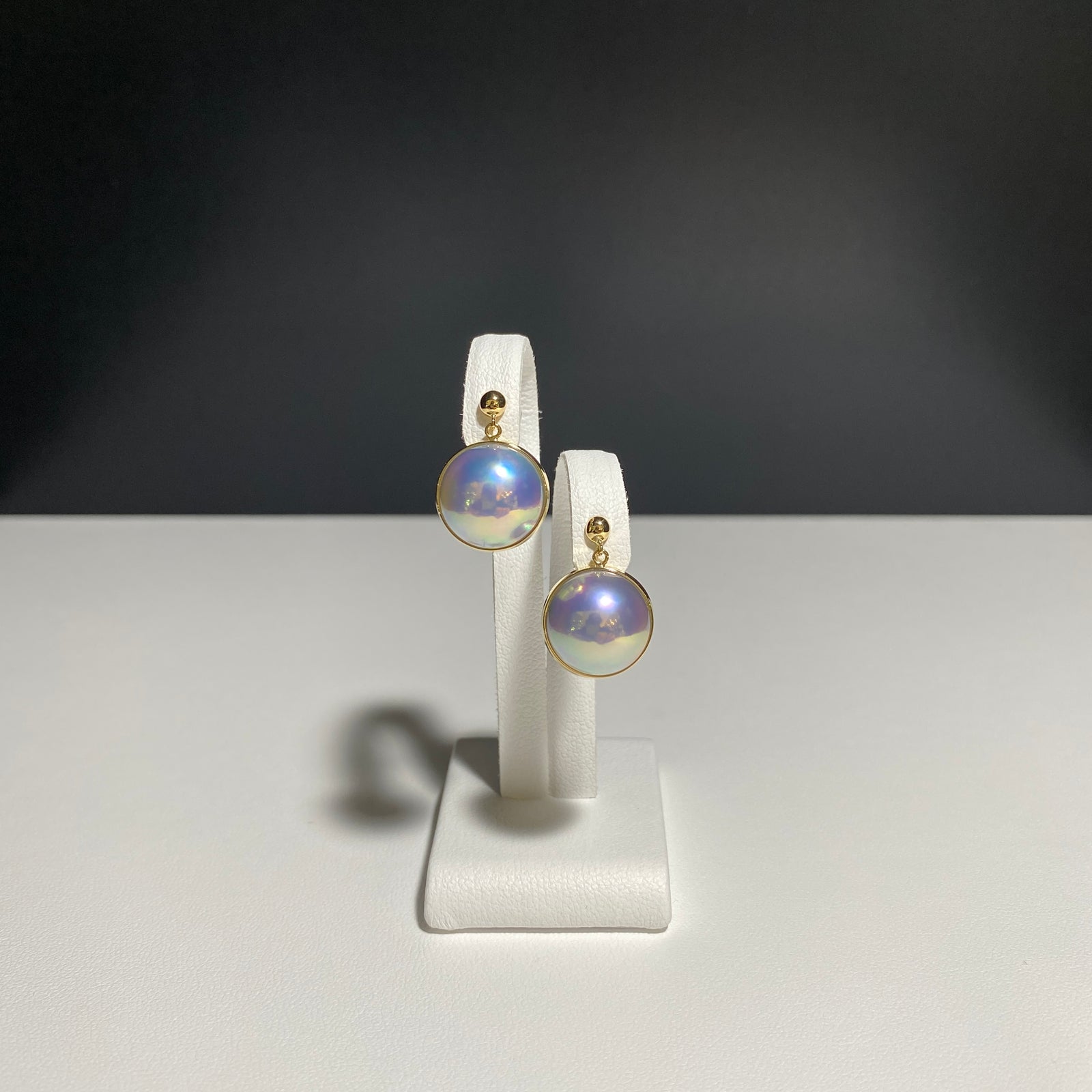 奄美大島マベピアス 奄美大島産18Kマベパール ホワイト系 12mm ピアス | かぜとゆき