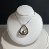 Amami black　黒蝶真珠8mmK18ホワイトゴールドペンダント168