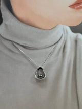 Amami black　黒蝶真珠8mmK18ホワイトゴールドペンダント168