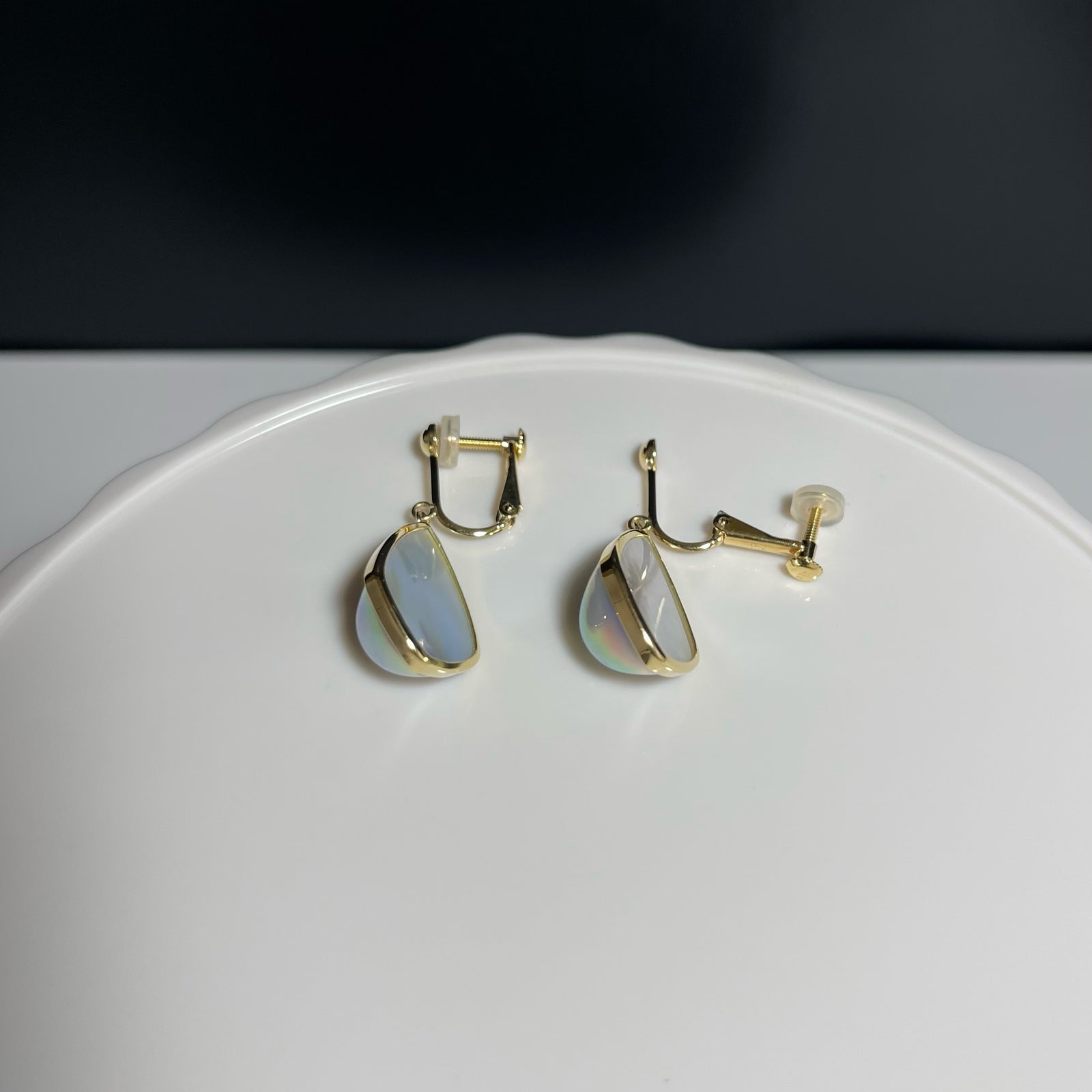 奄美の輝き®×虹珠 マベ真珠 ドロップ型 K18イエローゴールド巻