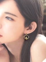 Amami gold®×Sunshine Gold　白蝶真珠8mm  K18イエローゴールドピアス955