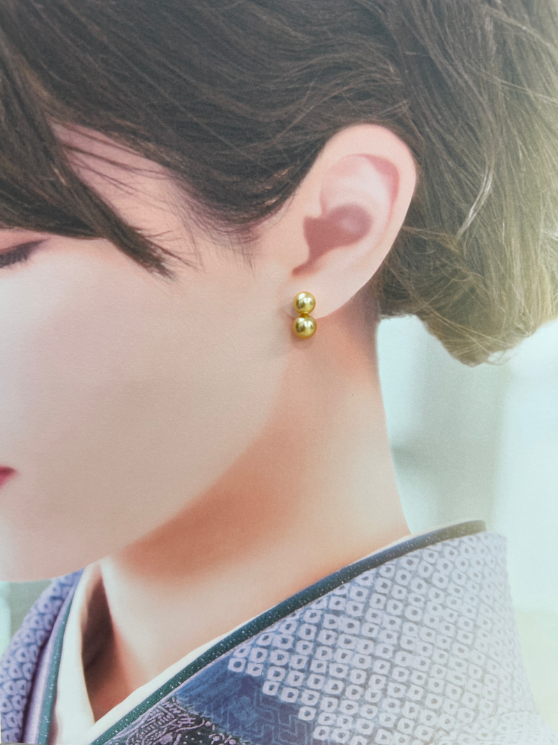 Amami gold®×Sunshine Gold　白蝶真珠mm  K18イエローゴールドピアス1627