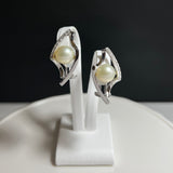 Amami gold®×Sunshine Gold　白蝶真珠8mm  K18ホワイトゴールドイヤリング1376